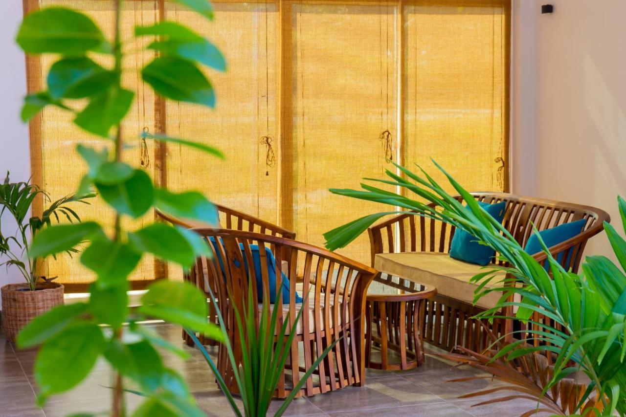 Nihaali Maldives Otel Kudarikilu Dış mekan fotoğraf