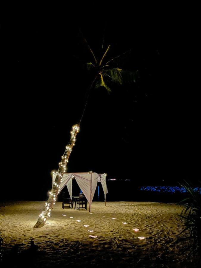 Nihaali Maldives Otel Kudarikilu Dış mekan fotoğraf
