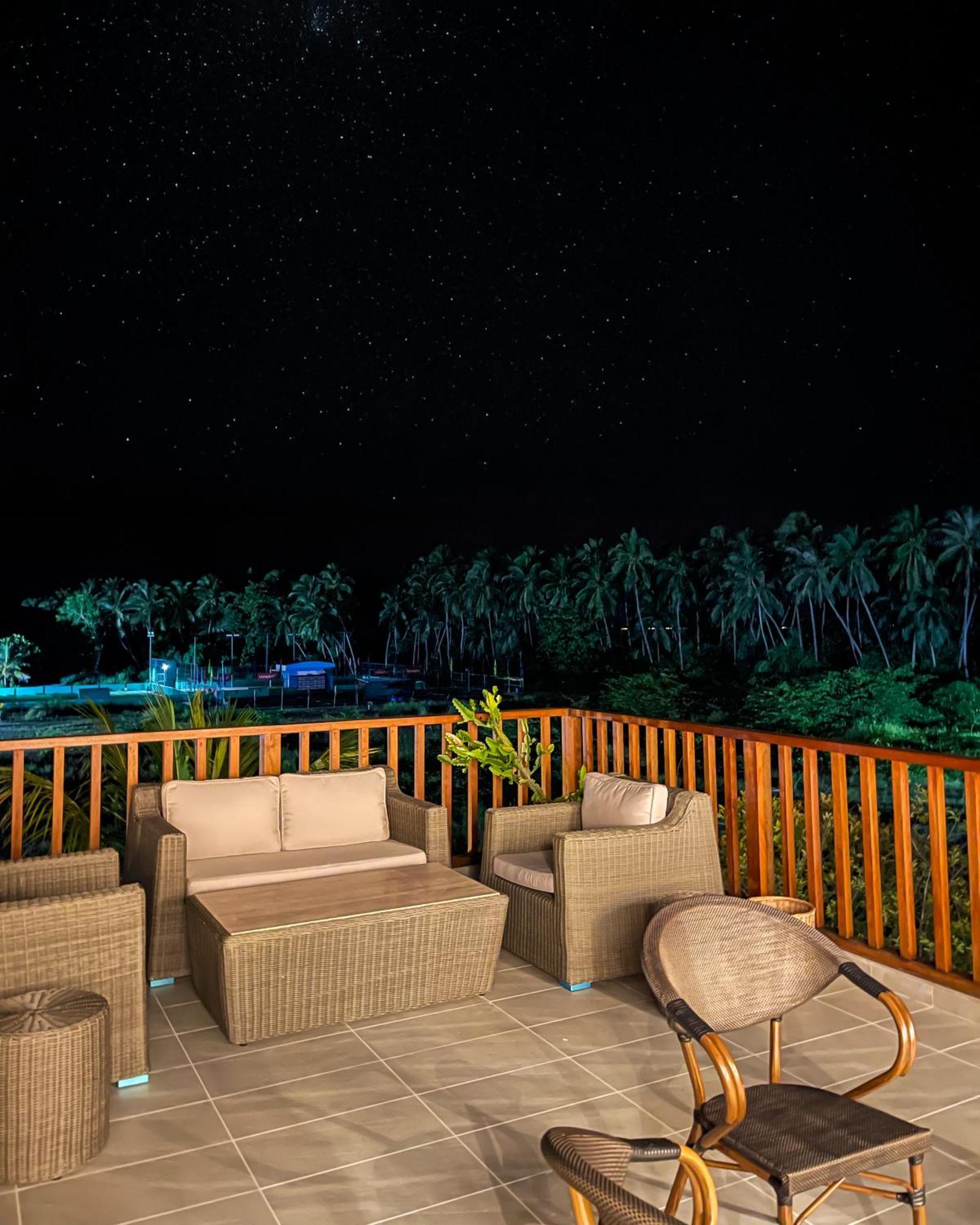 Nihaali Maldives Otel Kudarikilu Dış mekan fotoğraf